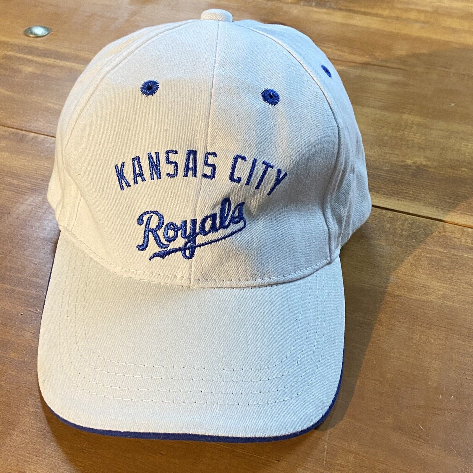 Kansas City Royals MLB White Baseball Hat Adjustable One Size 2013 Season  Ticket