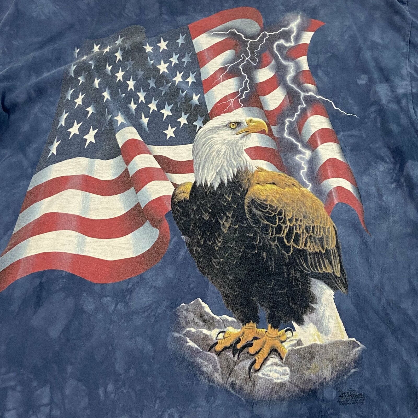 Vintage The Mountain Blue Marble Graphic T Shirt Eagle USA Flag Men Si -  beyond exchange