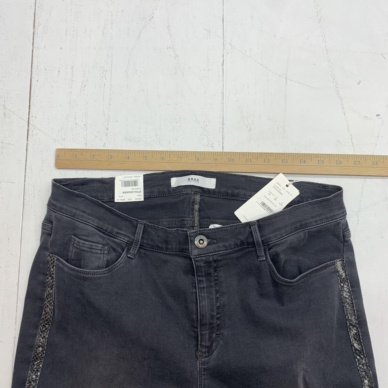 Brax Womens Shakira Skinny jeans 34/32 exchange - beyond size