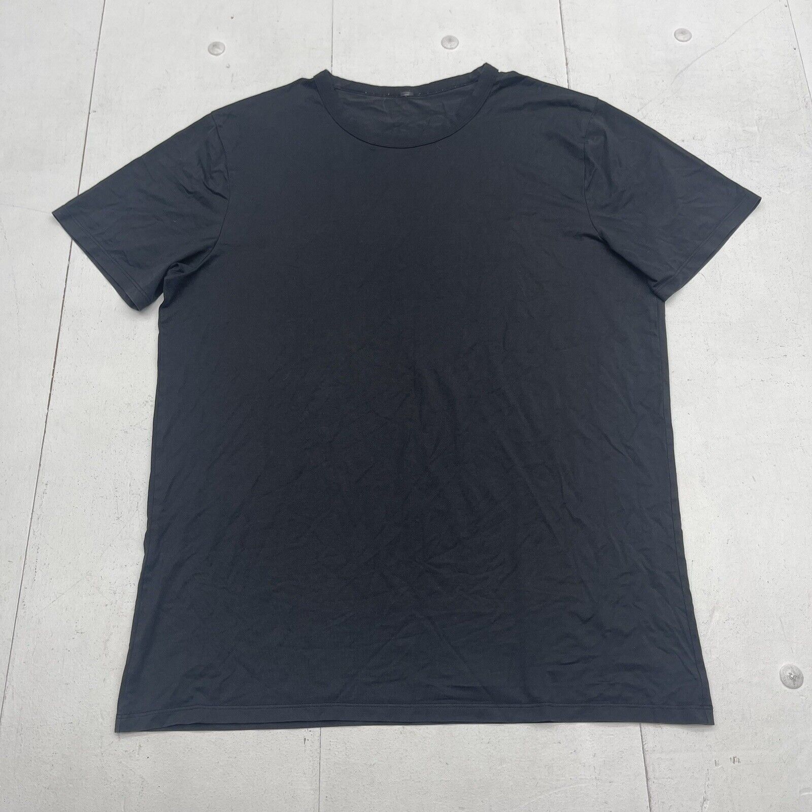 Lululemon Black Short Sleeve T Shirt Mens Size M/L - beyond exchange