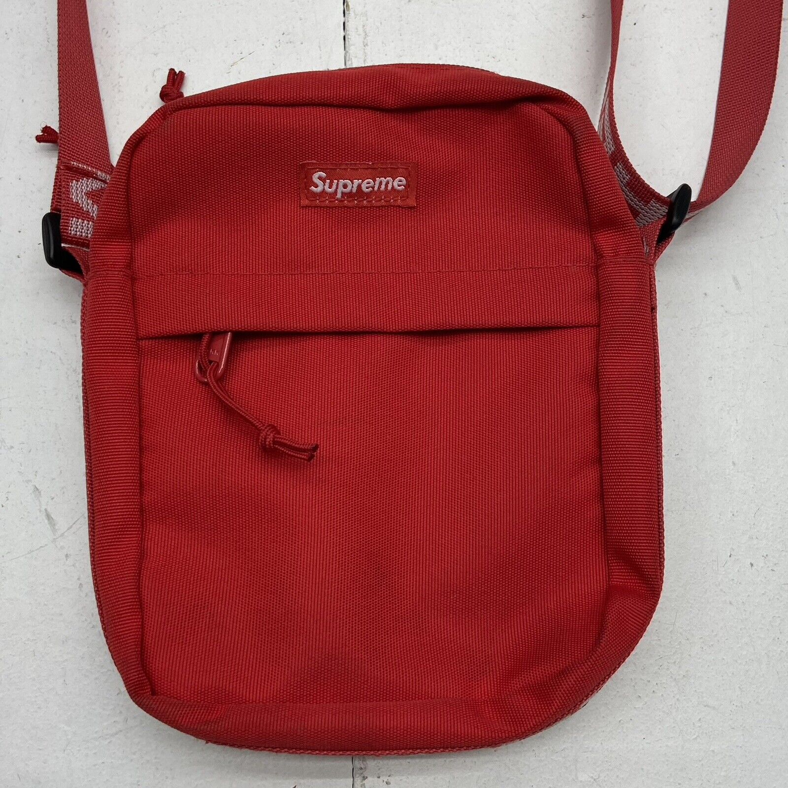 Supreme Logo Shoulder Bag Red