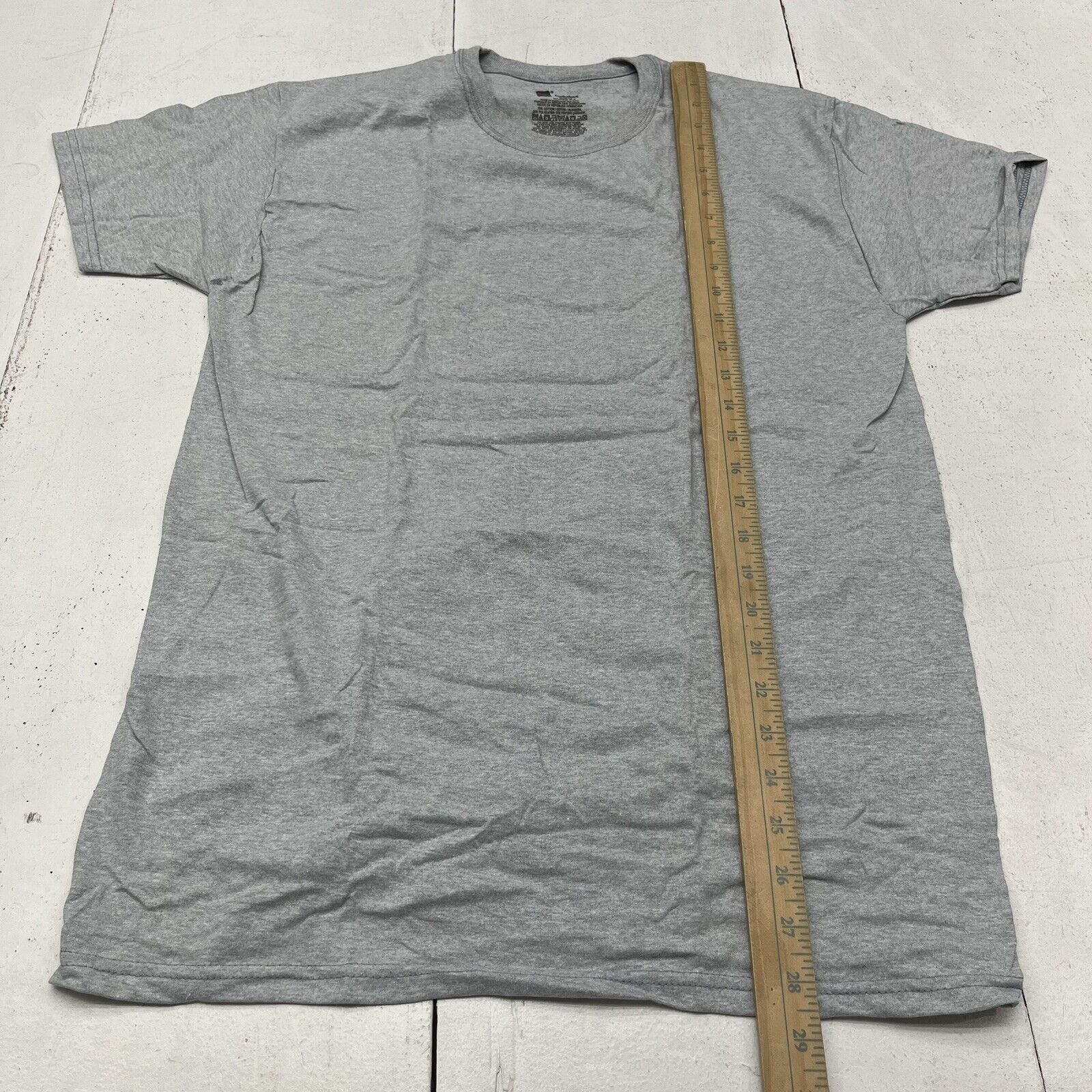 Hanes Mens Gray Short Sleeve Tee Size Medium - beyond exchange