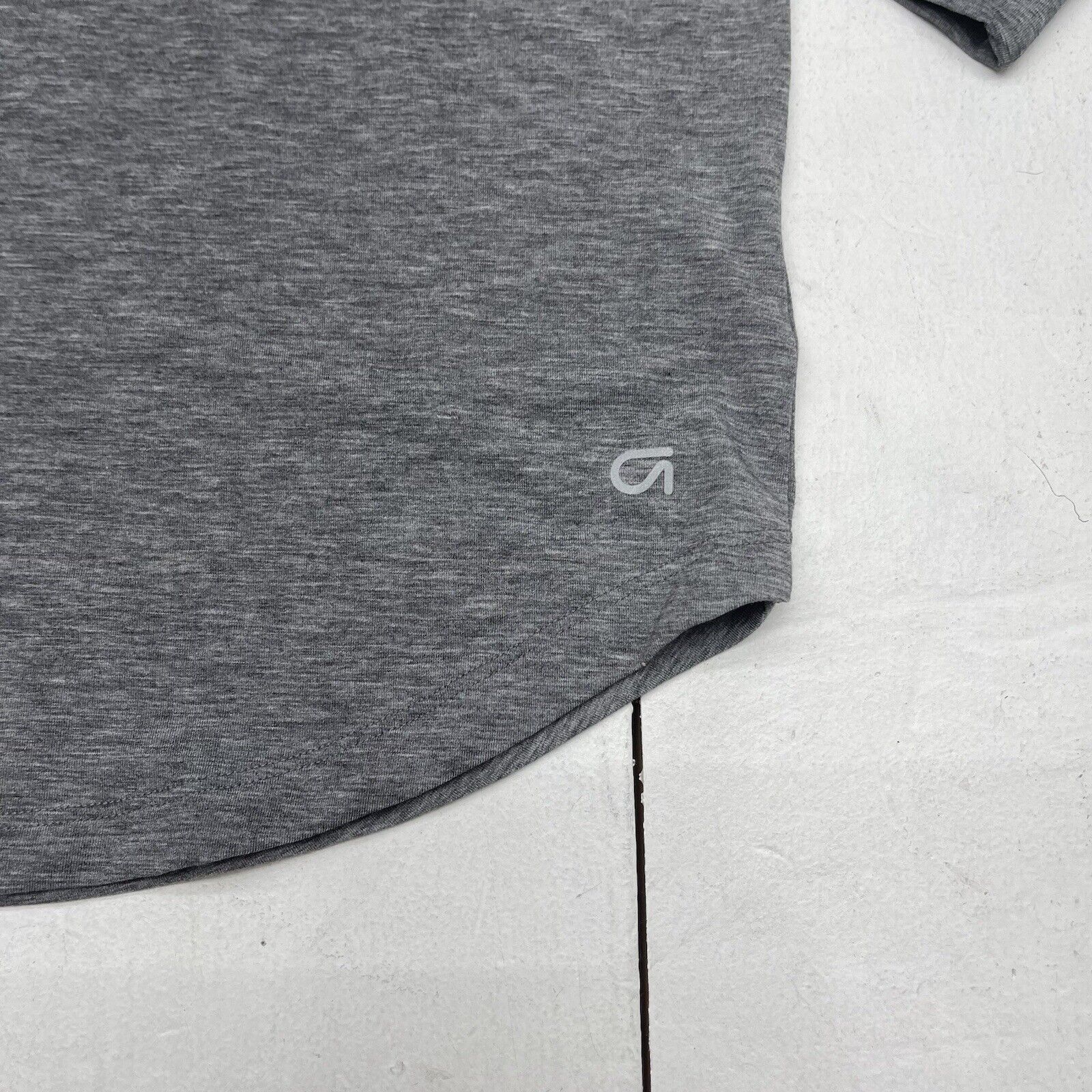 GapFit Breathe Oversized V-Neck T-Shirt