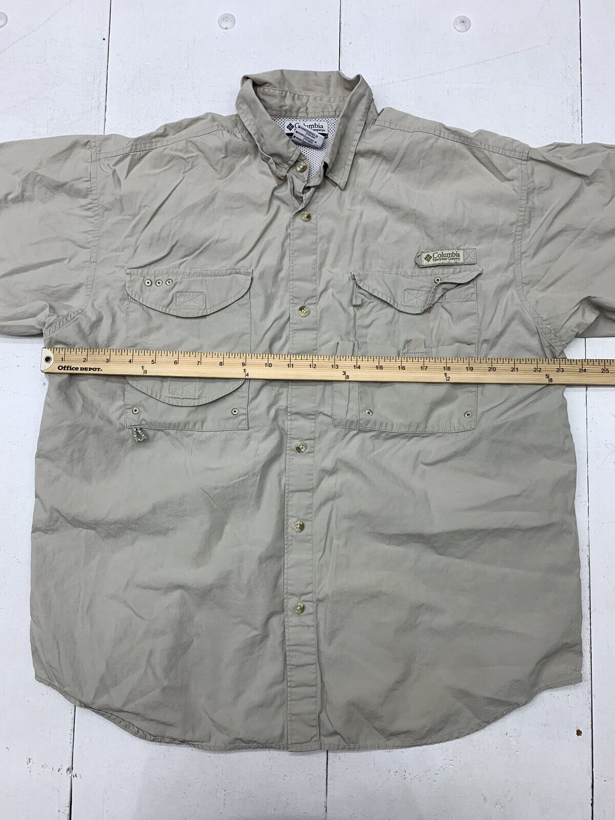 Columbia Mens Tan PFG Button Up Shirt Size Medium - beyond exchange