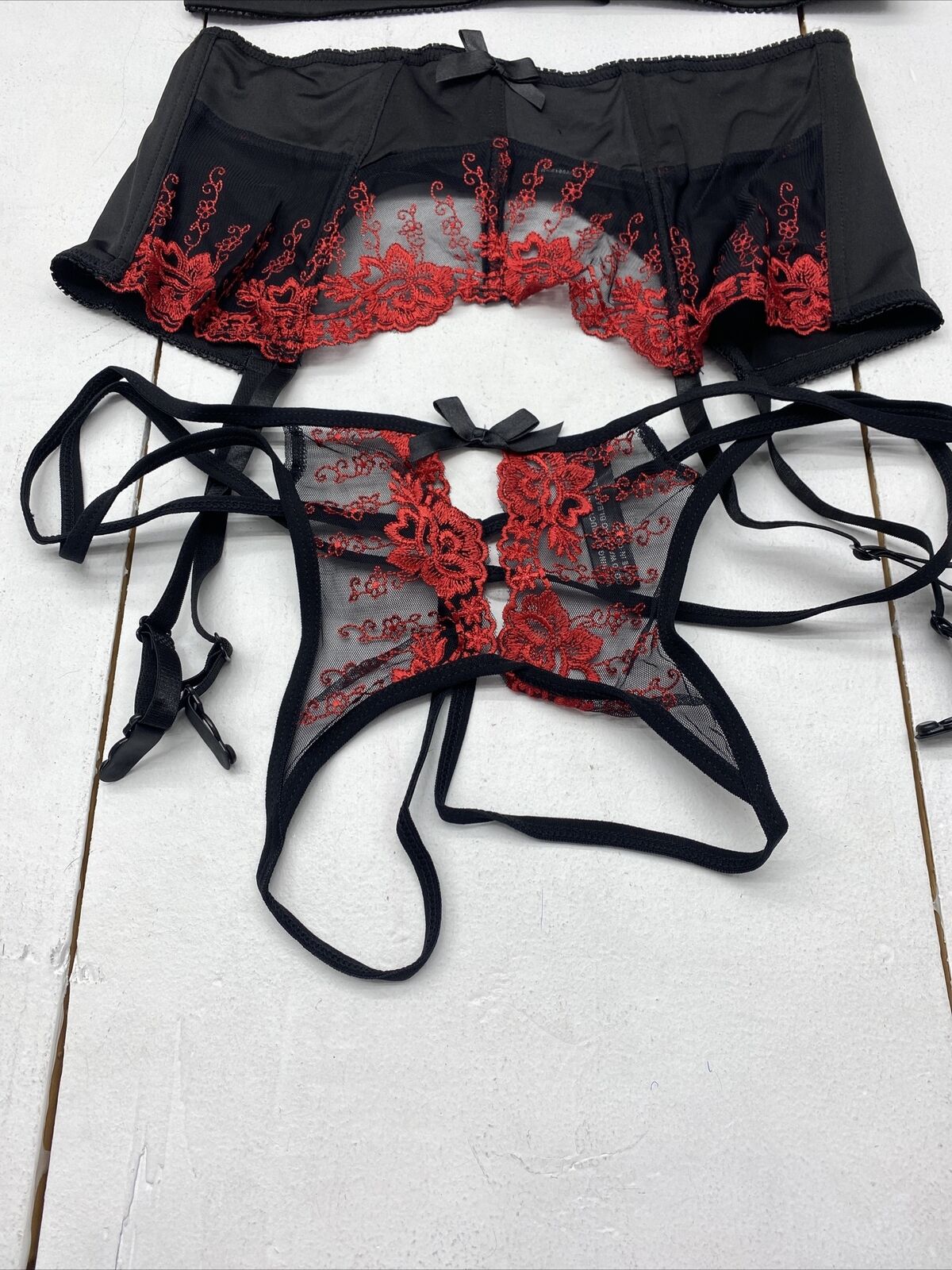 Popsi Lingerie Black/Red Bra Garter Belt Panty 3pc Set Size Large New -  beyond exchange
