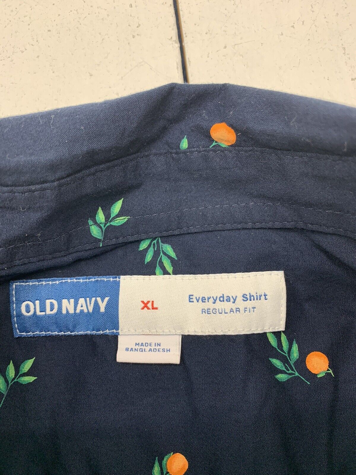 Old Navy, Shirts, Old Navy Cactus Button Down Mens Shirt