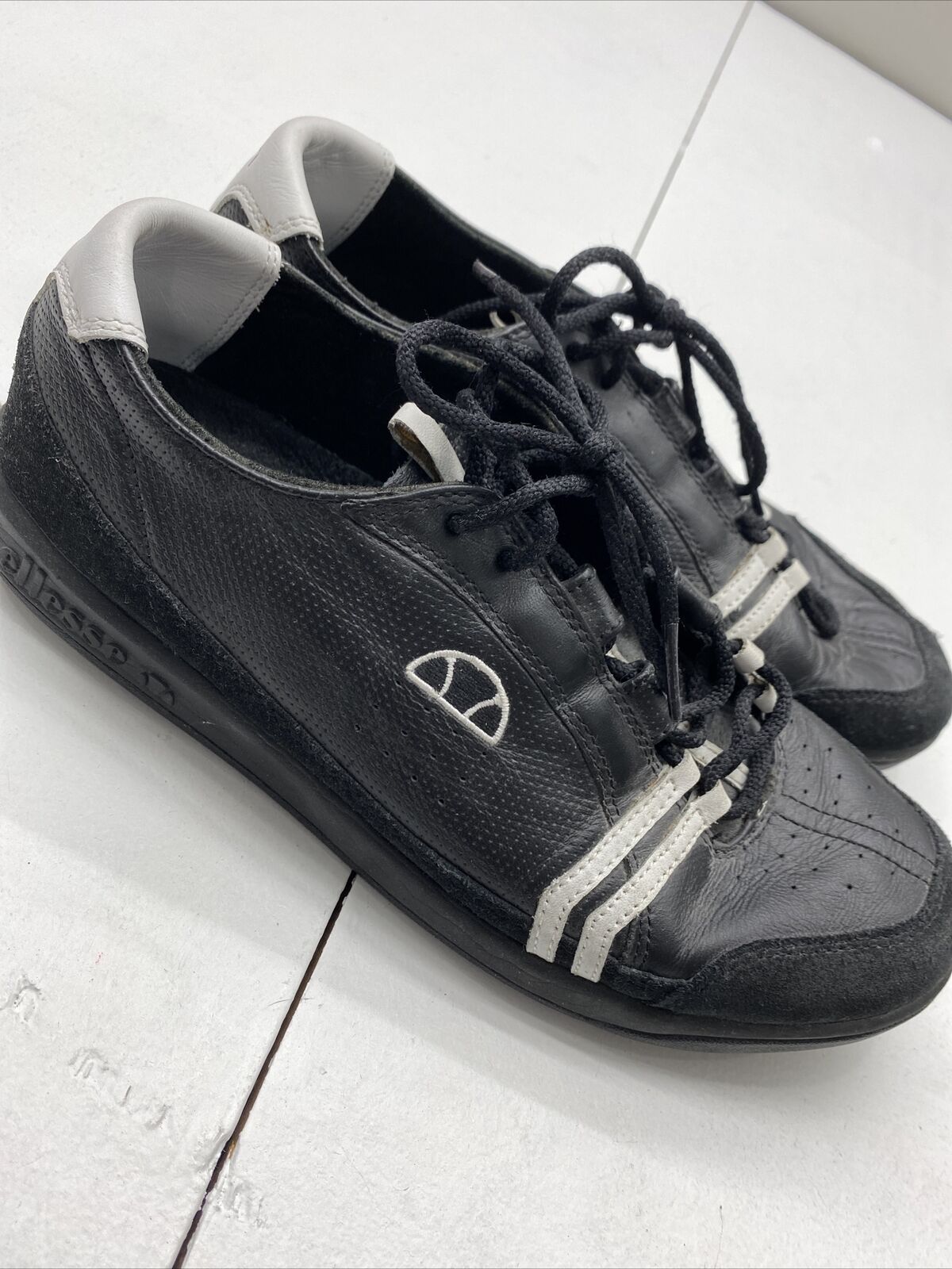 regeling Onafhankelijkheid man Ellesse Black Vita Low Top Leather Lace Up Sneakers Shoes Women's Size -  beyond exchange