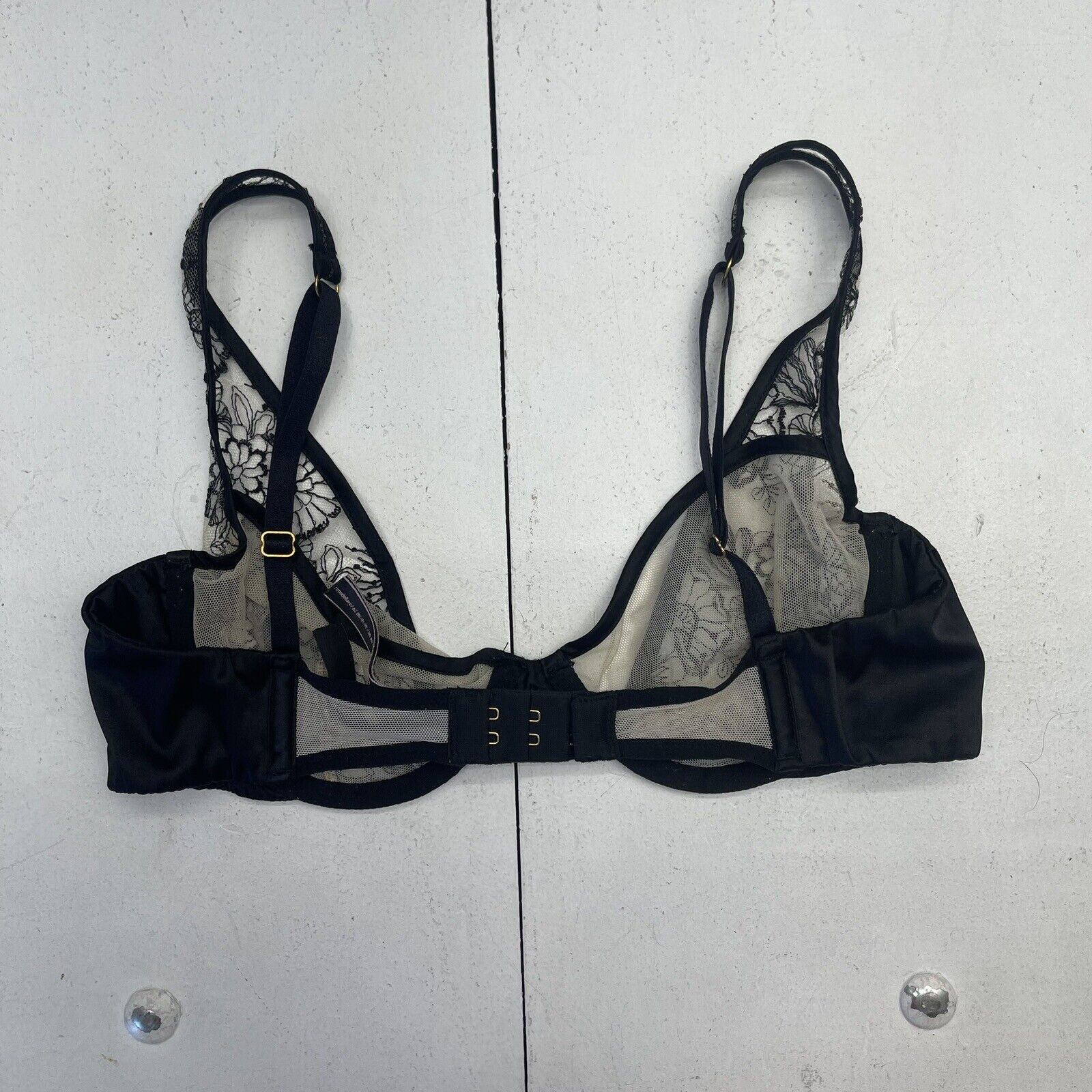 Victoria's Secret Black Lace Mesh Plunge Bra Women's Size 34C - beyond  exchange