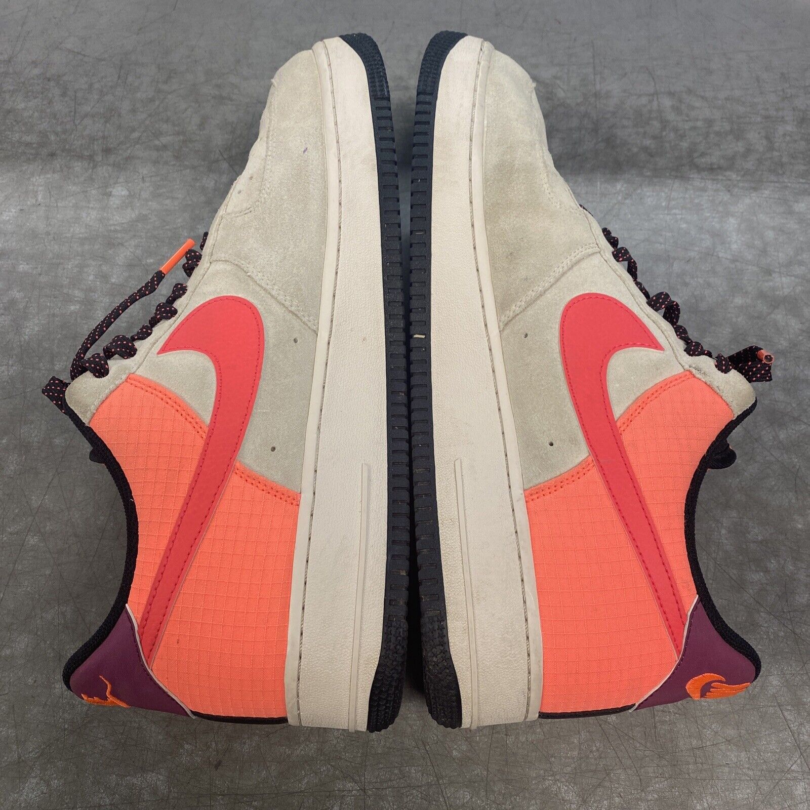 Nike Air Force 1 '07 LV8 2 Sneakers in Light Orewood Brown/Crimson
