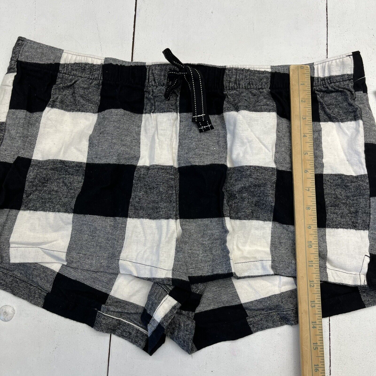 Old Navy Black & White Plaid Pajama Shorts Women's Size XL NEW - beyond  exchange