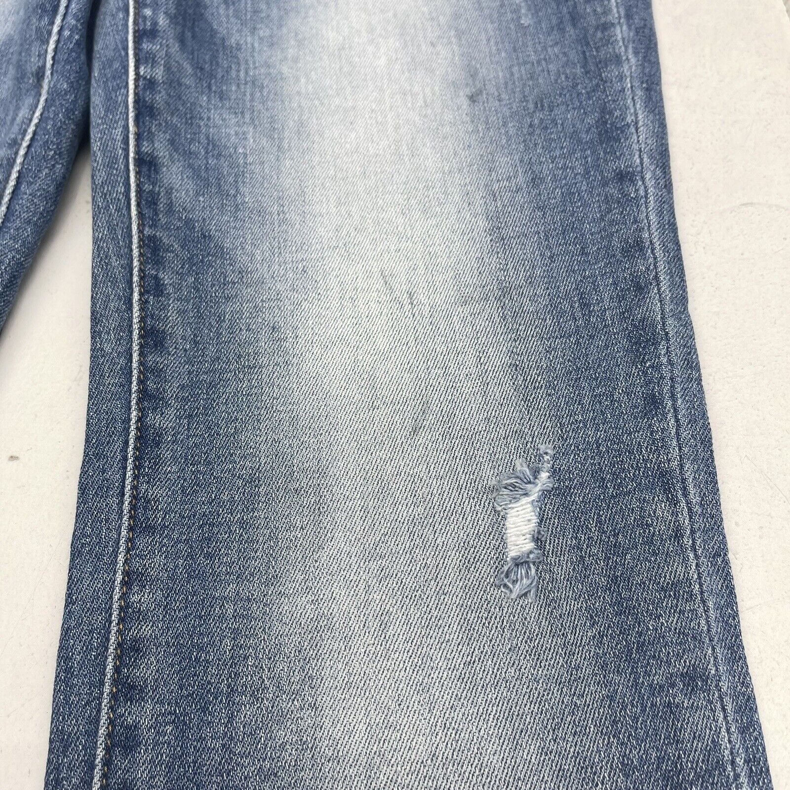 Risen Blue High Rise Distressed Girlfriend Jeans Women's Size 9/29