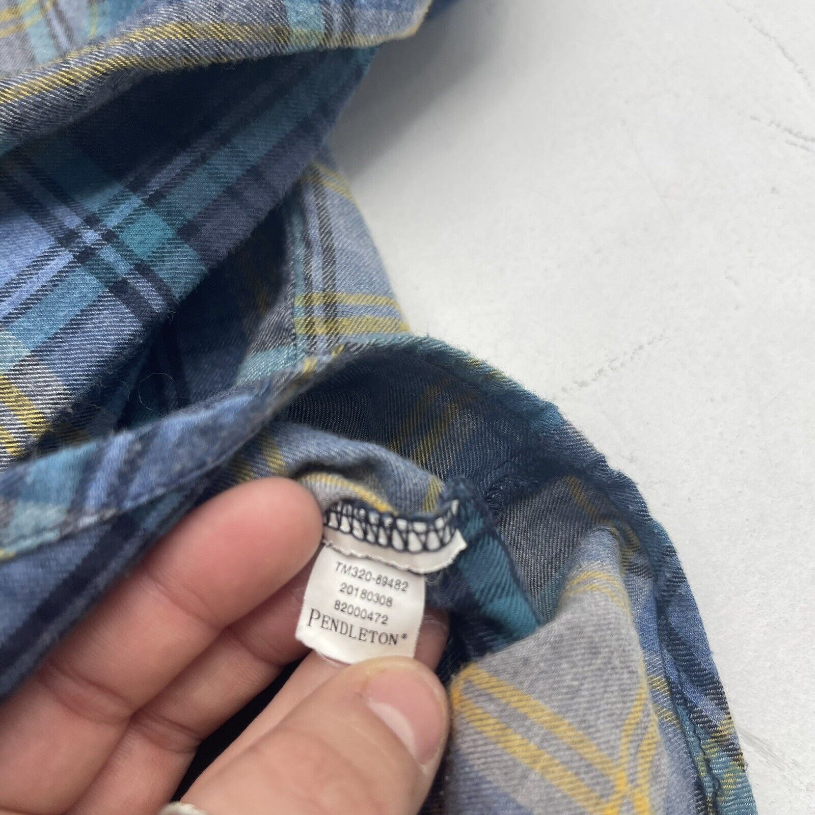 Fitz Eddi Women's Size Medium Blue Plaid Long Sleeve Cotton Ripped