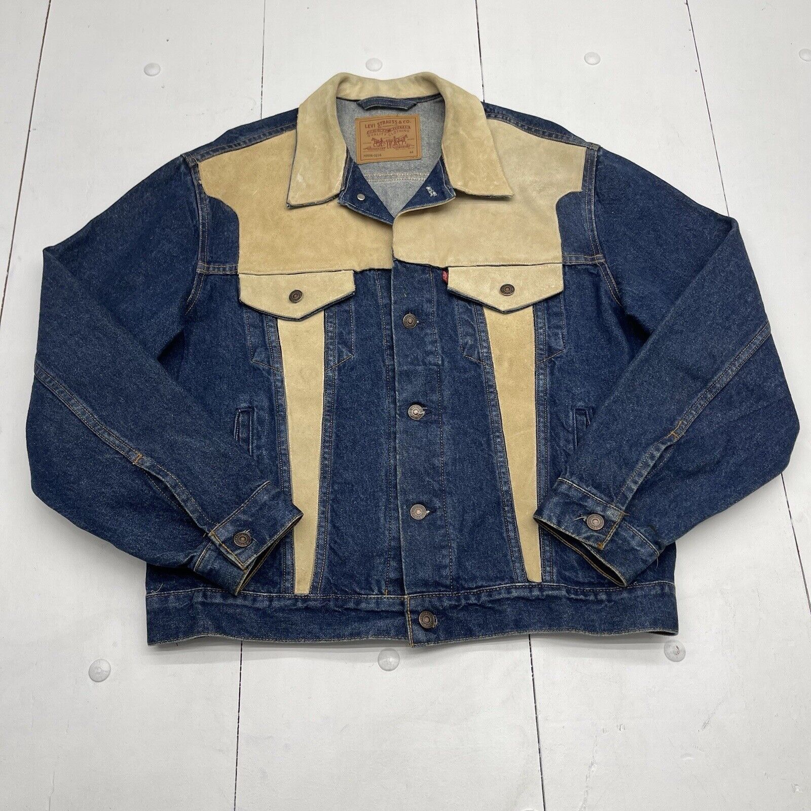 Levi's® Vintage Denim Jackets Detailed in New Book - Levi Strauss & Co :  Levi Strauss & Co