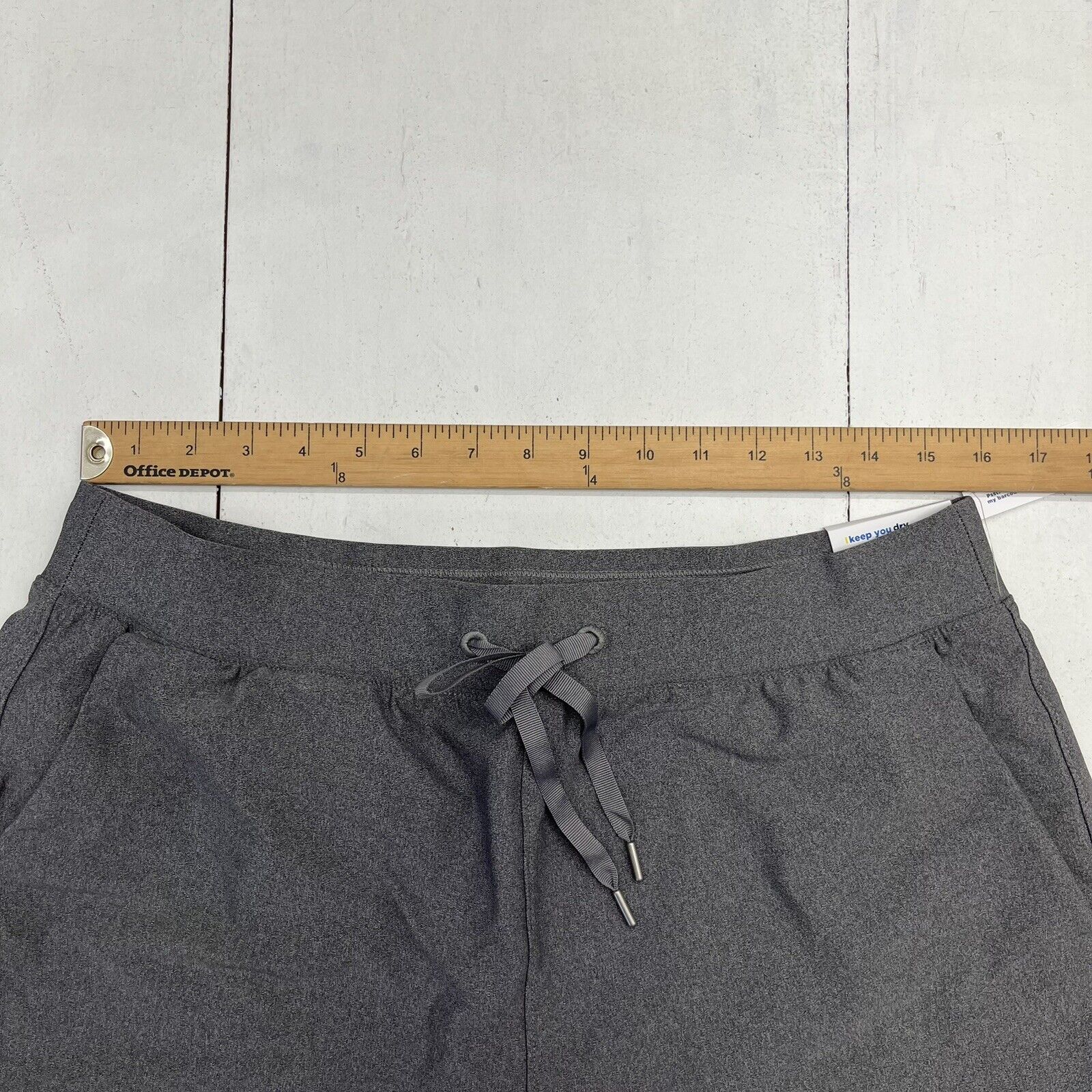 Old Navy Carbon Gray High-Waisted Performance Shorts Women's Size Larg -  beyond exchange