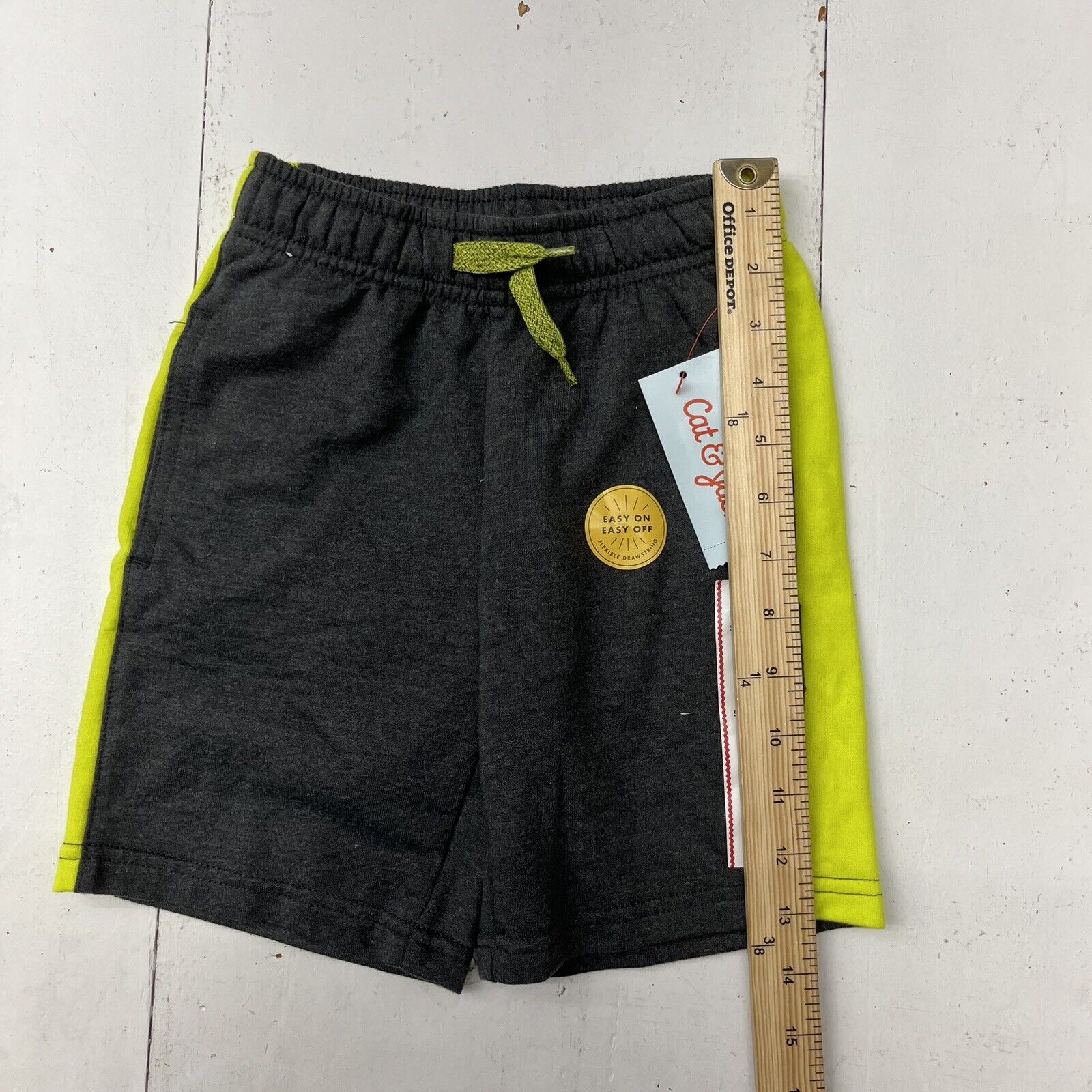 Cat & Jack Charcoal/Yellow Athletic Shorts Boys Size XS (4/5) NEW - beyond  exchange