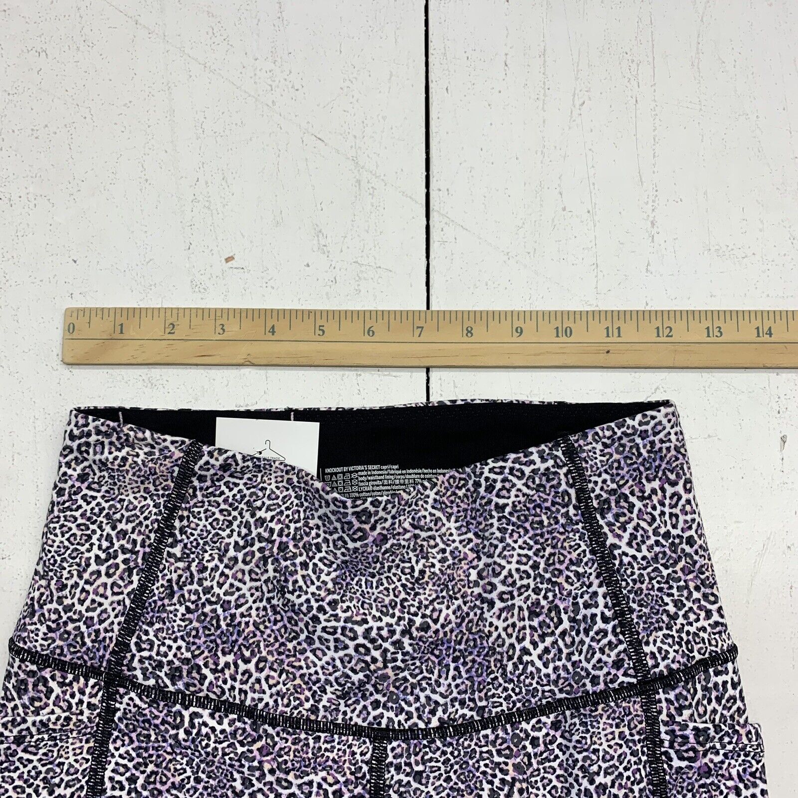 victoria secret sport Womens Pink/Purple leopard print capri leggings -  beyond exchange
