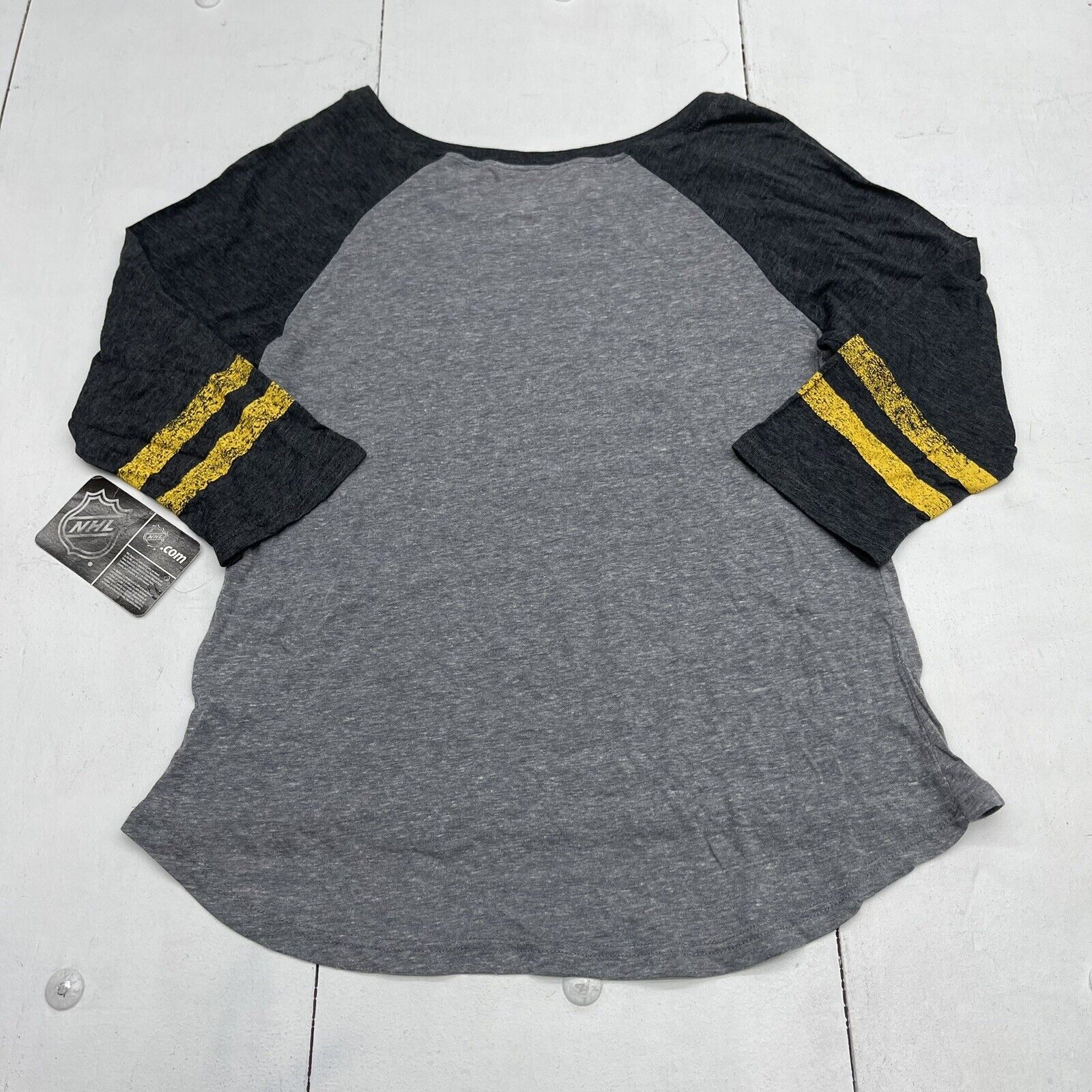 NHL Bruins Boston Grey 3/4 Sleeve Graphic T Shirt Women's Size Small N -  beyond exchange