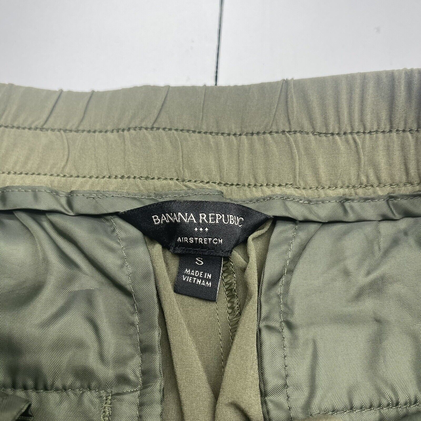 Airstretch Tapered Pant  Banana Republic Factory