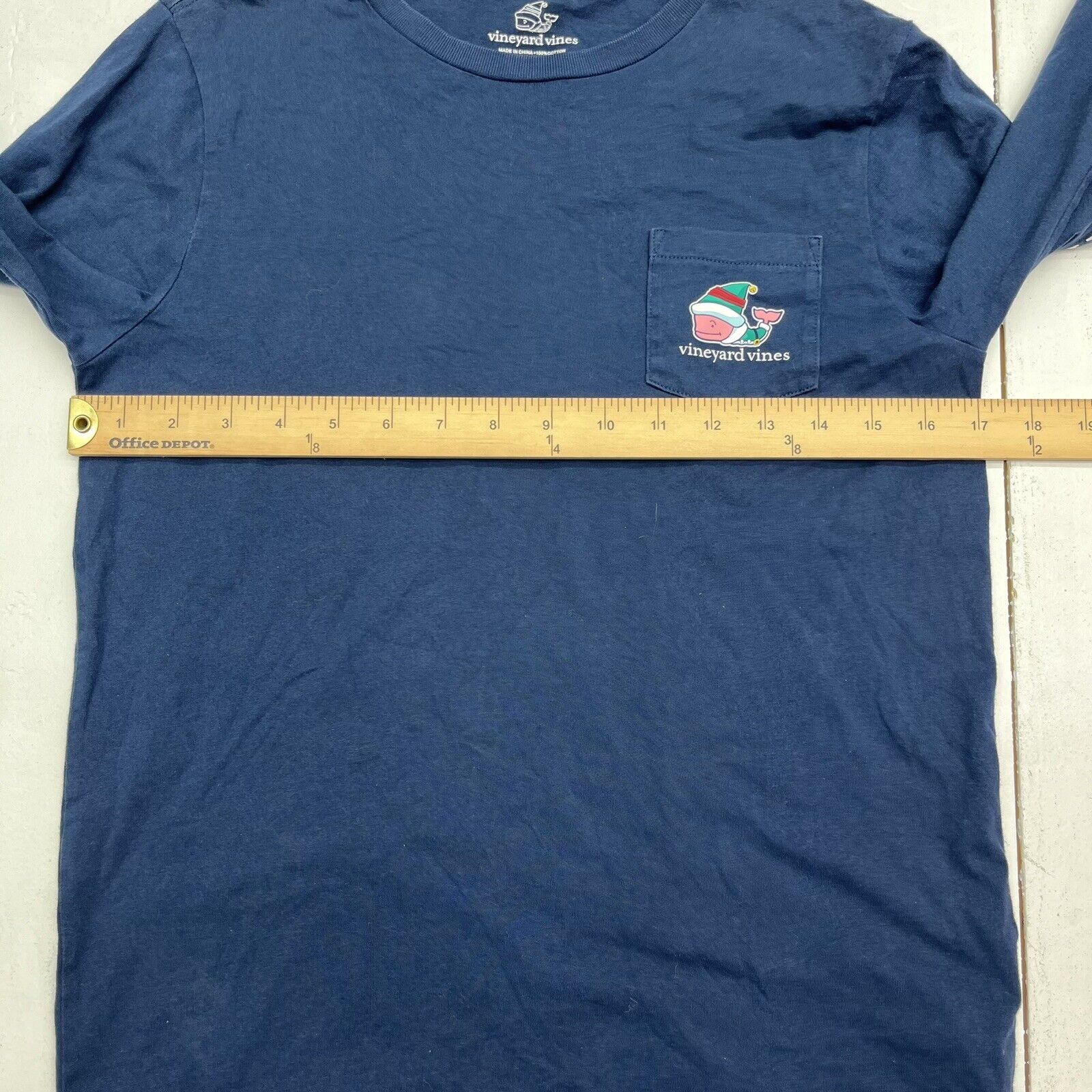 Excellent Condition Vineyard Vines Kids' T shirt, size M 12-14