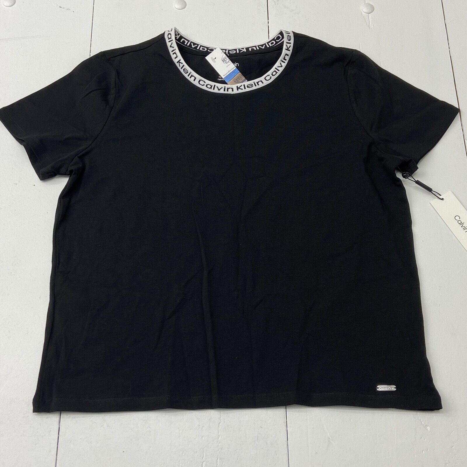 Calvin Klein Essentials Black Short Sleeve T-Shirt Women Size Medium N -  beyond exchange
