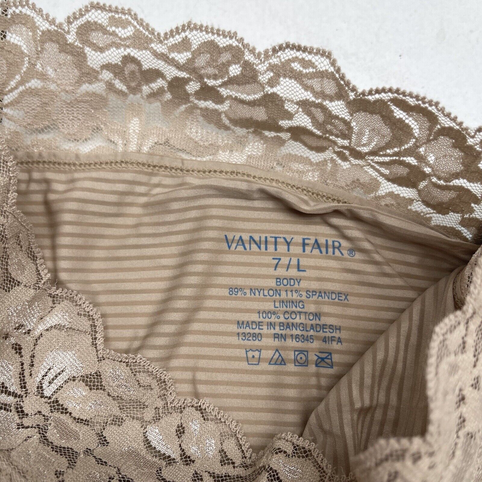 Vanity Fair Womens Tan Lace Hem Panties Size XL - beyond exchange