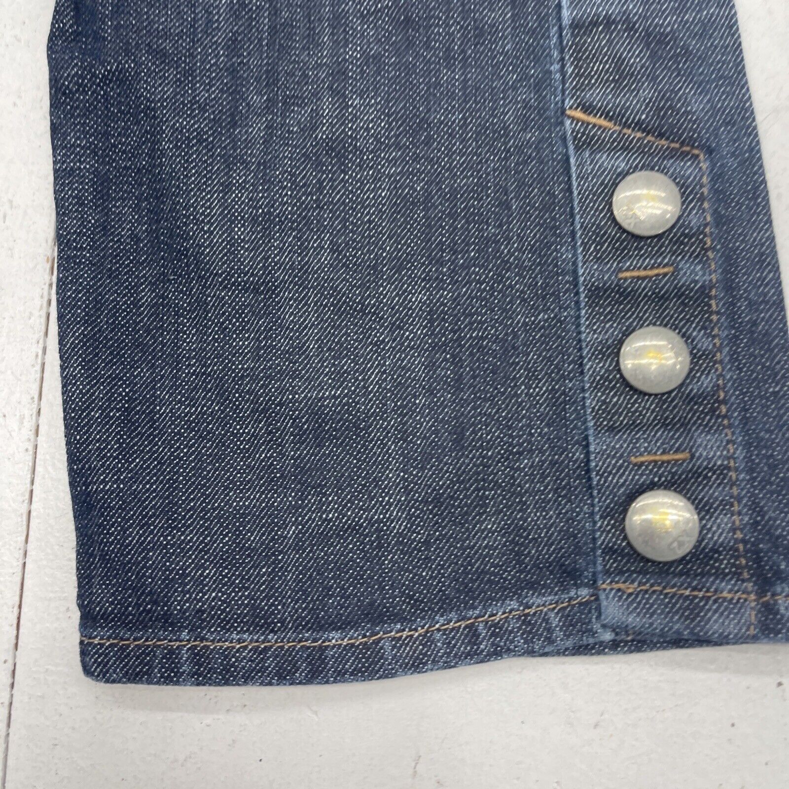 X2 Quality Denim Blue Snap Button Detail Capris Women's Size 6