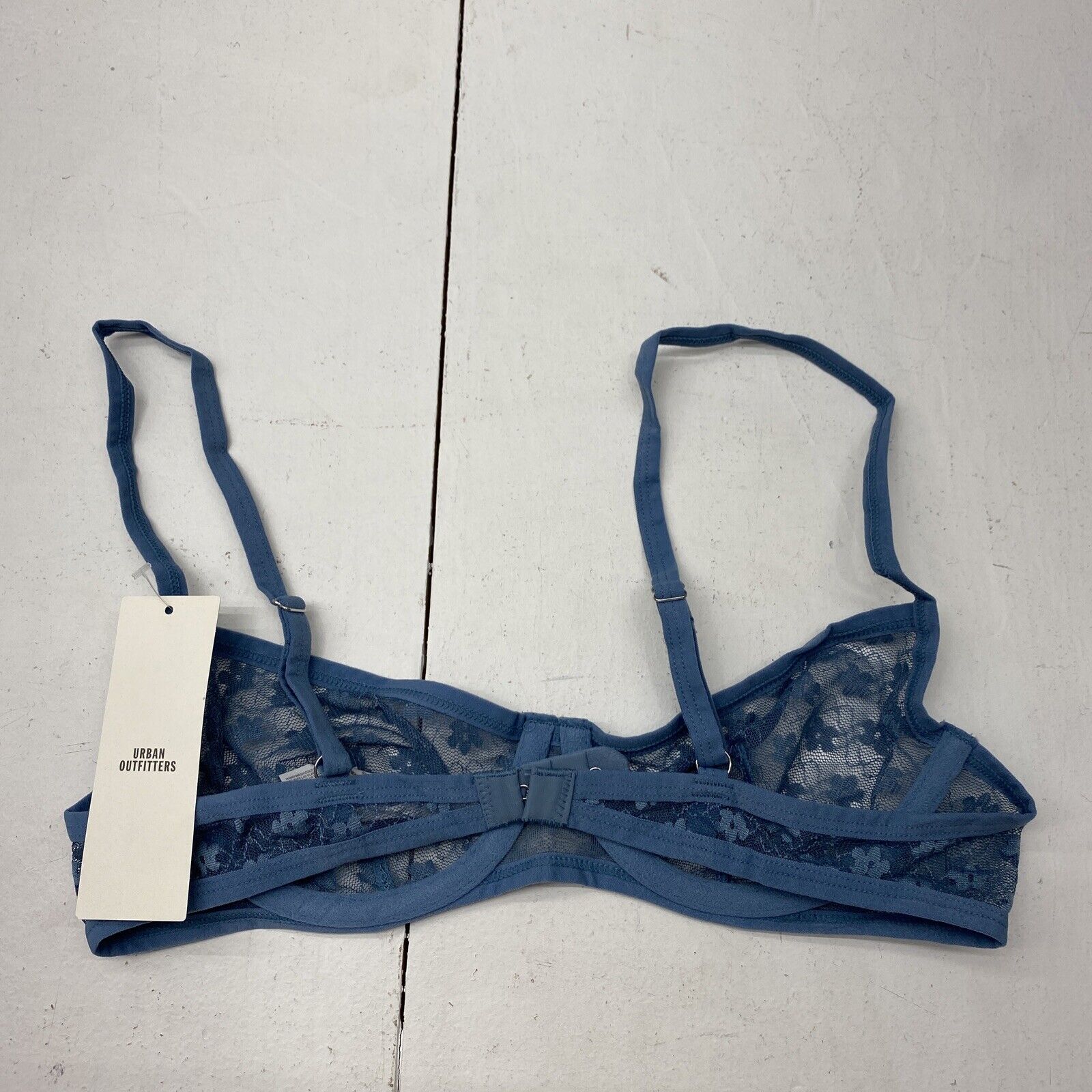 Seamless Plunge Bra Top - Urban Outfitters - Size M - New WOT - BLUE