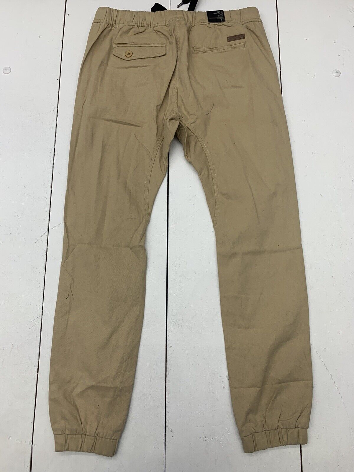 WT02 Men’s Cargo Khaki Pants / Size Medium