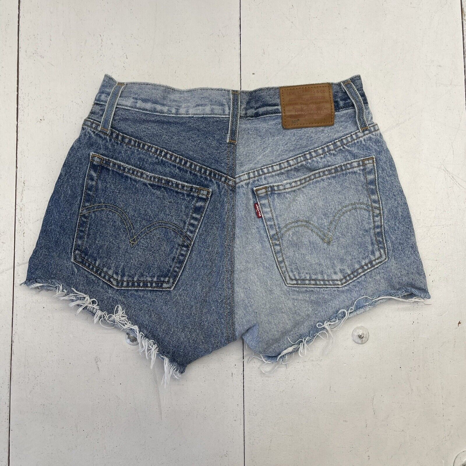 Levi's 501 Mid Thigh Distressed Button Fly Shorts Women's Size 28 - beyond  exchange