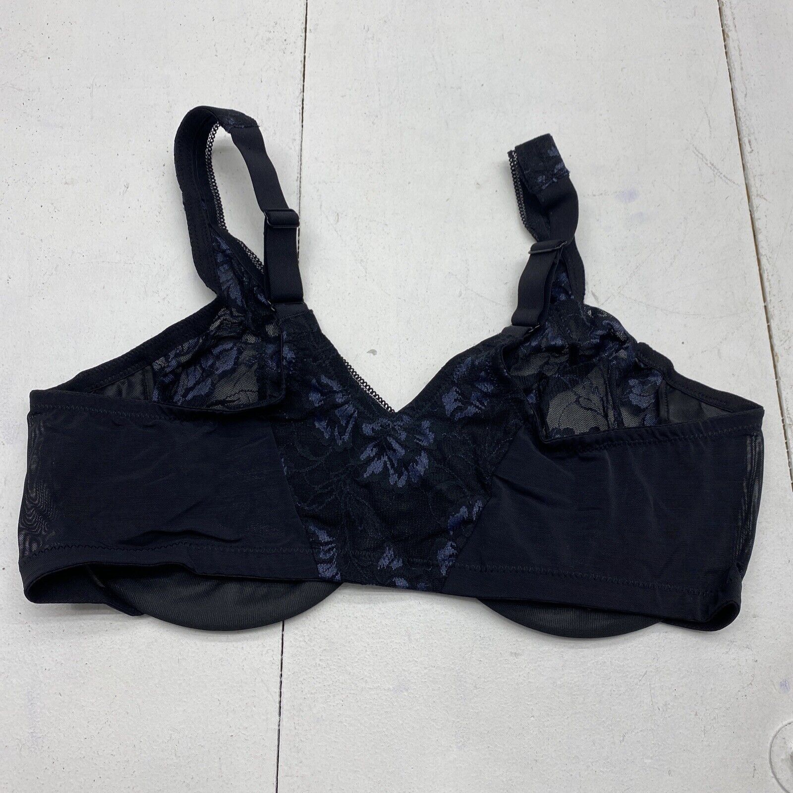 LG876 - Non wired Black lacy BRA 34D to 46J. 25 PCS - £8.00 each